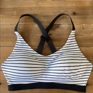 Victoria Secret Sports Bra
